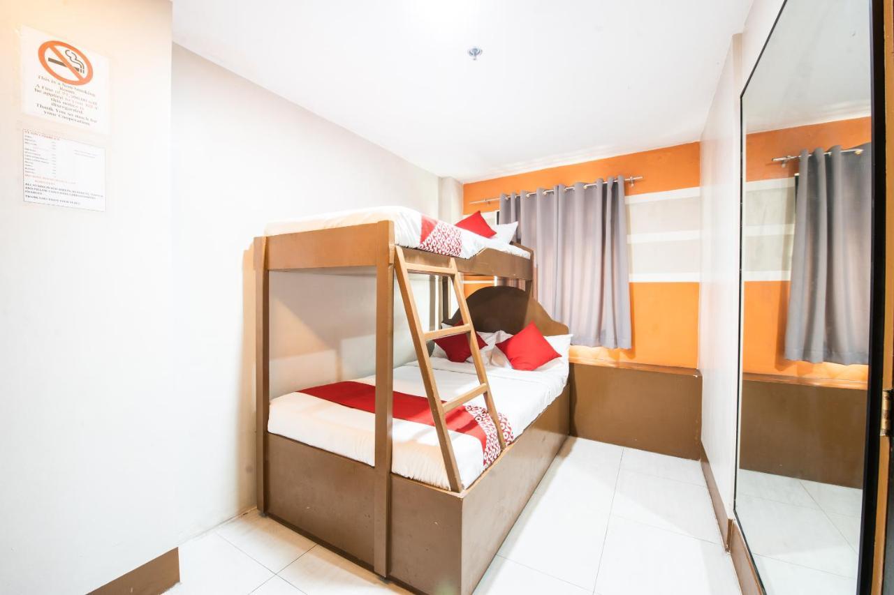 Oyo 475 Pearl Blossom Hotel マニラ エクステリア 写真